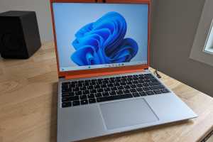 Framework 'pauses' some laptop sales in response to tariffs