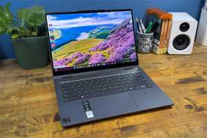 This Snapdragon OLED 2-in-1 laptop is a steal for just $430