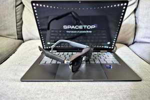 Sightful Spacetop review: Impressive AR display... until the bugs show up