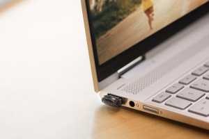 Snag SanDisk's ultra-compact 1TB USB flash drive for just $80