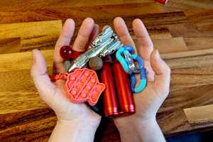 I'm a desk fidgeter. These 5 fidget toys keep me sane while I work
