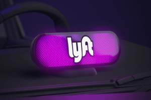 Shocked Lyft rider gets mysterious text with a transcript of her convo